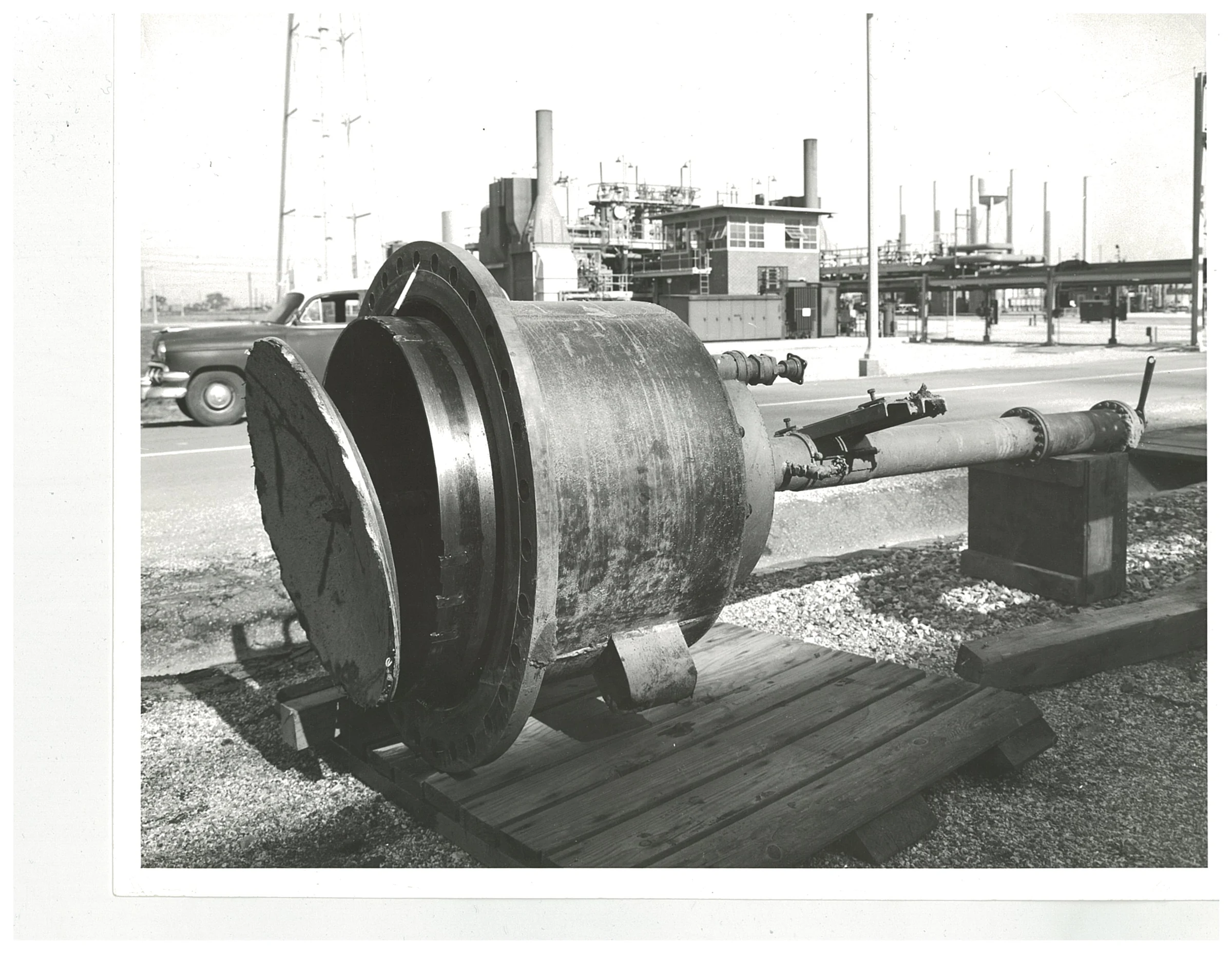 Historic equipment for Koppl’s first 36-inch hot tap in Torrance, California, in 1955